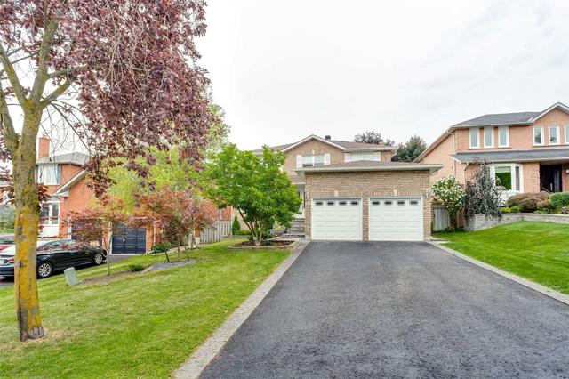 136 Goldsmith Cres, House detached with 4 bedrooms, 3 bathrooms and 6 parking in Newmarket ON | Image 1