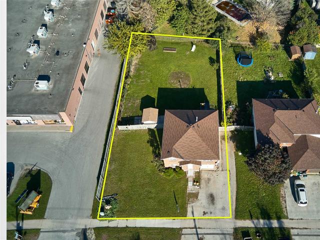 335 St Vincent St, House detached with 3 bedrooms, 2 bathrooms and 5 parking in Barrie ON | Image 21