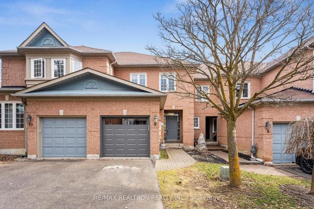 9 - 2 Mary Gapper Cres, Townhouse with 3 bedrooms, 4 bathrooms and 2 parking in Richmond Hill ON | Image 1