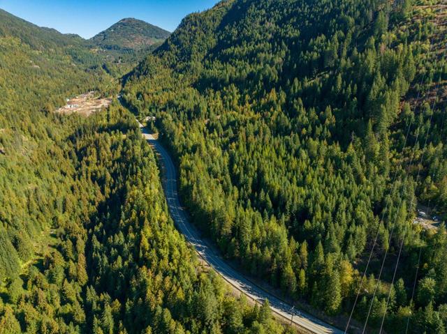 1110 Highway 22, House detached with 3 bedrooms, 1 bathrooms and null parking in Kootenay Boundary B BC | Image 43