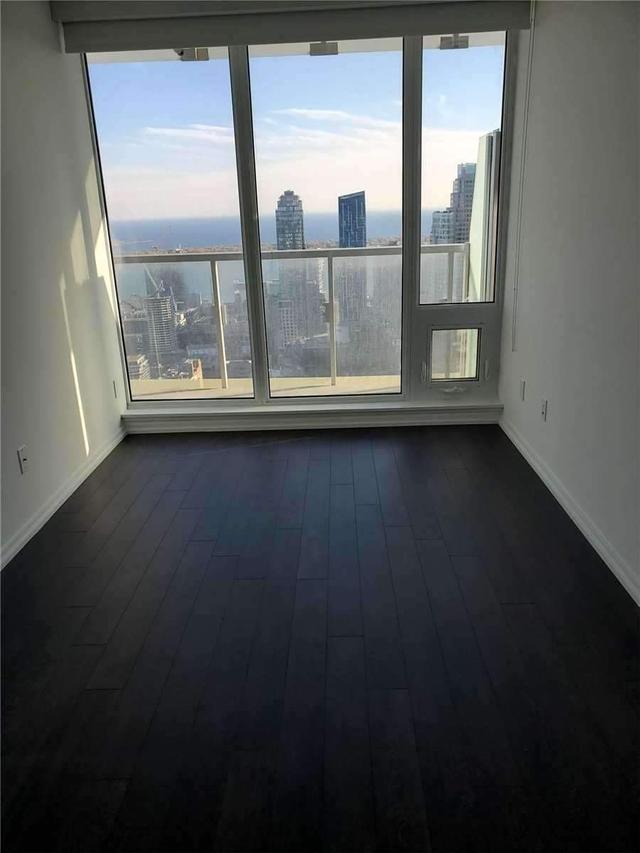 5507 - 197 Yonge St, Condo with 1 bedrooms, 1 bathrooms and 0 parking in Toronto ON | Image 10