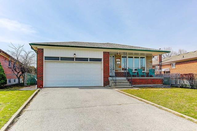 48 Corinthian Blvd, House detached with 3 bedrooms, 2 bathrooms and 5 parking in Toronto ON | Image 31