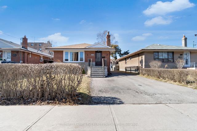1136 Pharmacy Ave, House detached with 3 bedrooms, 2 bathrooms and 5 parking in Toronto ON | Image 29