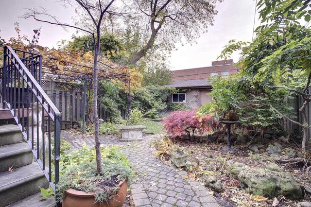 153 Macdonell Ave, House detached with 4 bedrooms, 2 bathrooms and 2 parking in Toronto ON | Image 30