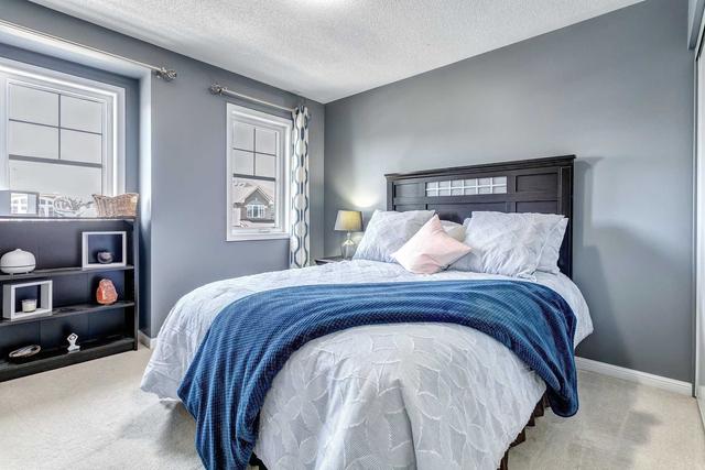 390 Nakerville Cres, House detached with 3 bedrooms, 3 bathrooms and 3 parking in Milton ON | Image 17