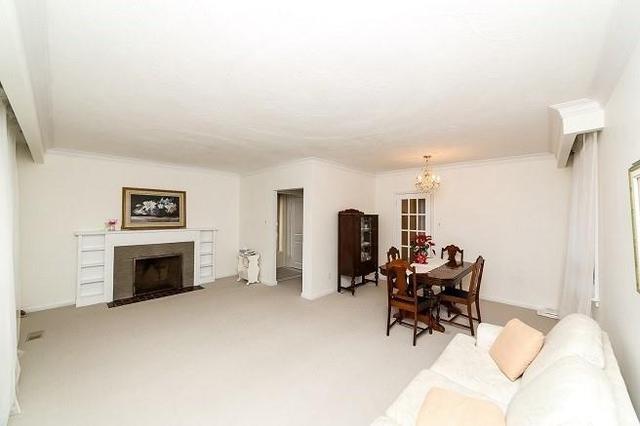 7 Barford Rd, House detached with 3 bedrooms, 1 bathrooms and 3 parking in Toronto ON | Image 8