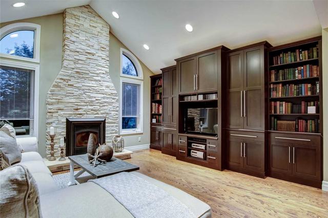 11132 Mcfarland Crt, House detached with 2 bedrooms, 3 bathrooms and 12 parking in Milton ON | Image 11