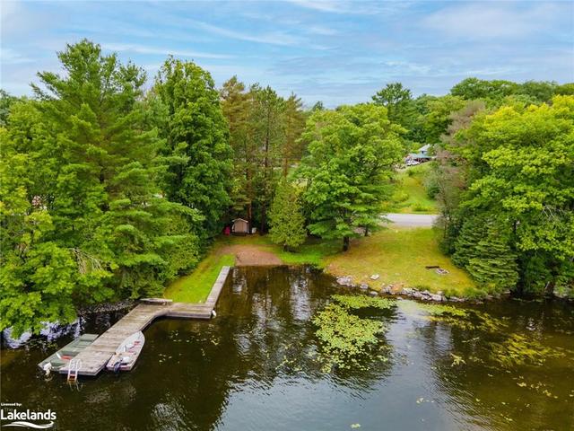 1279 Walkers Point Road, House detached with 3 bedrooms, 1 bathrooms and 5 parking in Muskoka Lakes ON | Image 3