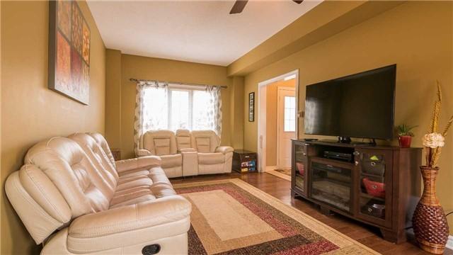 30 Penvill Tr, House detached with 3 bedrooms, 3 bathrooms and 4 parking in Barrie ON | Image 7