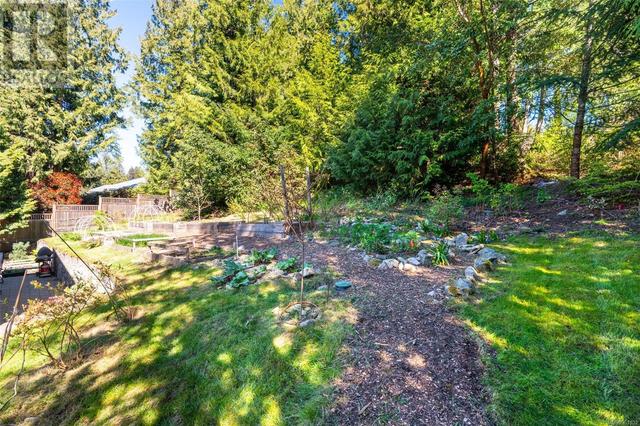 1573 Mayneview Terr, House detached with 3 bedrooms, 3 bathrooms and 4 parking in North Saanich BC | Image 49