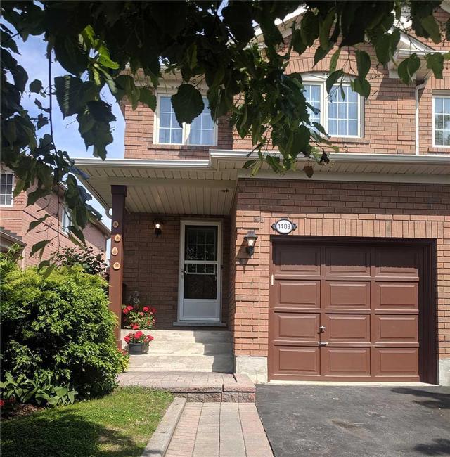 1409 Quest Circ, House semidetached with 3 bedrooms, 2 bathrooms and 3 parking in Mississauga ON | Image 2