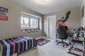 27 Sunrise Crescent Se, House detached with 3 bedrooms, 3 bathrooms and 4 parking in Calgary AB | Image 36