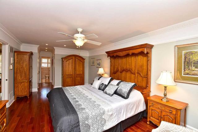 2008 Dickson Rd, House detached with 4 bedrooms, 4 bathrooms and 10 parking in Mississauga ON | Image 16