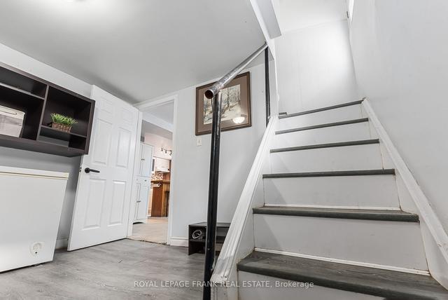 463 Birchmount Rd, House detached with 2 bedrooms, 2 bathrooms and 5 parking in Toronto ON | Image 4