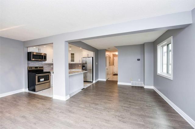 9 - 2200 Glenwood School Dr, Townhouse with 3 bedrooms, 3 bathrooms and 1 parking in Burlington ON | Image 6