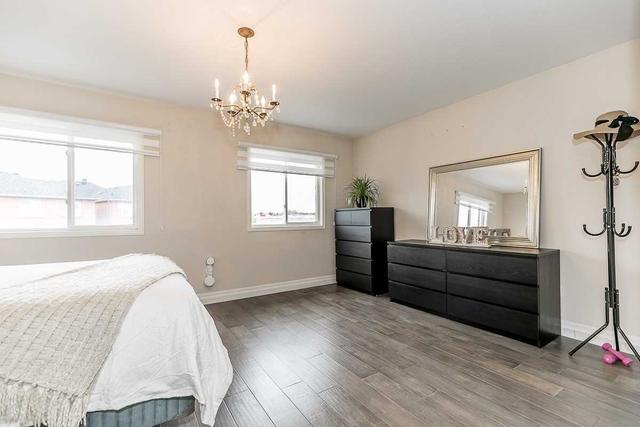 230 Retreat Blvd, House attached with 3 bedrooms, 4 bathrooms and 3 parking in Vaughan ON | Image 15