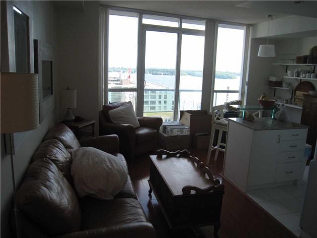 2008 - 8 York St, Condo with 1 bedrooms, 1 bathrooms and 1 parking in Toronto ON | Image 3