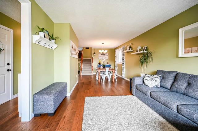 391 Rexford Dr, House detached with 3 bedrooms, 2 bathrooms and 3 parking in Hamilton ON | Image 4