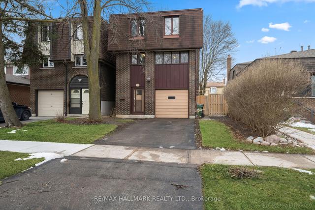 59 Shadberry Dr, House semidetached with 3 bedrooms, 2 bathrooms and 2 parking in Toronto ON | Image 1