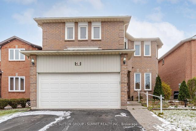 41 Castlehill Rd, House detached with 4 bedrooms, 4 bathrooms and 4 parking in Brampton ON | Image 12