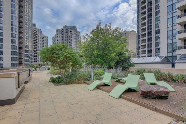 lph2819 - 500 Doris Ave, Condo with 2 bedrooms, 3 bathrooms and 2 parking in Toronto ON | Image 35
