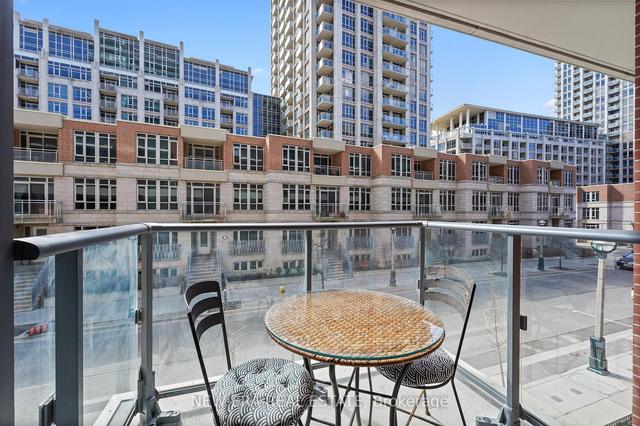 th04 - 38 Iannuzzi St, Townhouse with 2 bedrooms, 2 bathrooms and 1 parking in Toronto ON | Image 6
