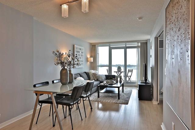1710 - 208 Queens Quay W, Condo with 1 bedrooms, 2 bathrooms and 1 parking in Toronto ON | Image 5