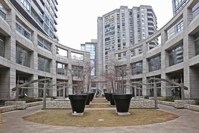 4503 - 2191 Yonge St, Condo with 1 bedrooms, 1 bathrooms and 1 parking in Toronto ON | Image 1