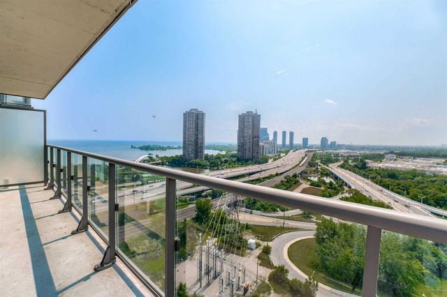 1810 - 105 The Queensway Ave, Condo with 2 bedrooms, 2 bathrooms and 1 parking in Toronto ON | Image 20