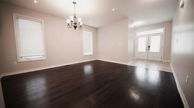 1824 Western Crescent Cres, House detached with 4 bedrooms, 3 bathrooms and 2 parking in Oshawa ON | Image 17