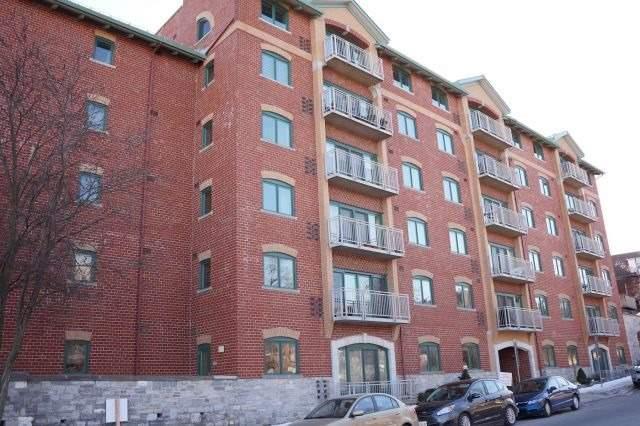 102 - 2 Bay St, Condo with 1 bedrooms, 1 bathrooms and 1 parking in Kingston ON | Image 1