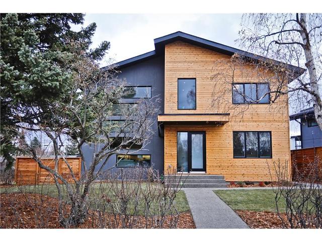 56 45 Street Sw, House detached with 6 bedrooms, 4 bathrooms and 2 parking in Calgary AB | Image 1