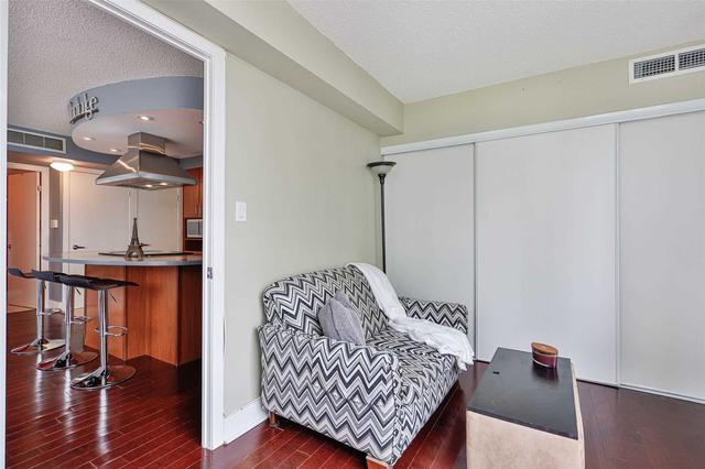 509 - 550 Queens Quay W, Condo with 2 bedrooms, 2 bathrooms and 1 parking in Toronto ON | Image 17