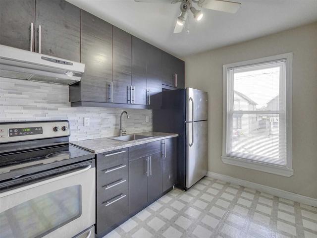 146 Picton St E, House detached with 2 bedrooms, 1 bathrooms and 0 parking in Hamilton ON | Image 19