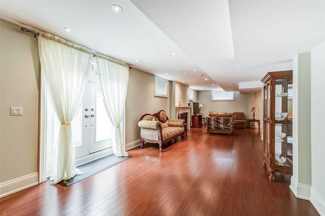 70 Roxaline St, House detached with 5 bedrooms, 5 bathrooms and 6 parking in Toronto ON | Image 26