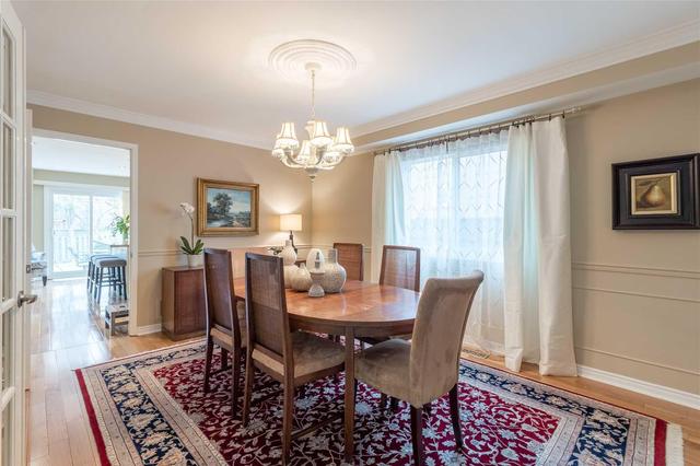 1146 Jonathan Dr, House detached with 5 bedrooms, 6 bathrooms and 4 parking in Oakville ON | Image 5