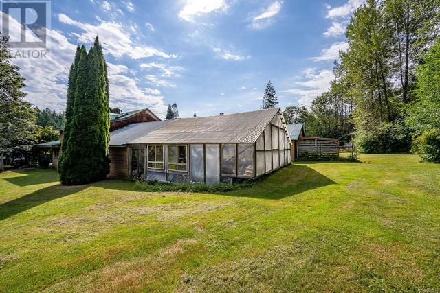 8185 Island Hwy S, House detached with 4 bedrooms, 4 bathrooms and 6 parking in Comox Valley A BC | Image 59