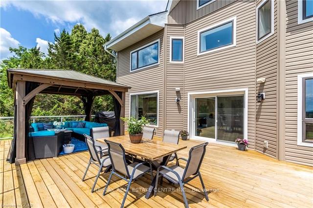 6973 Seventh Line, House detached with 3 bedrooms, 5 bathrooms and 22 parking in New Tecumseth ON | Image 17