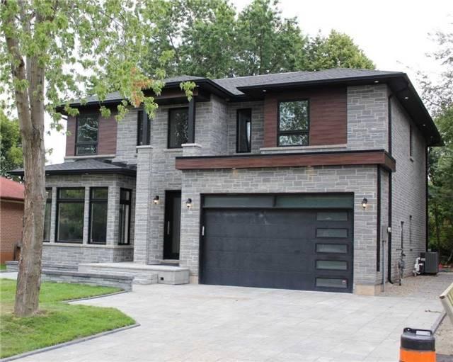 556 Warminster Dr, House detached with 4 bedrooms, 5 bathrooms and 4 parking in Oakville ON | Image 2
