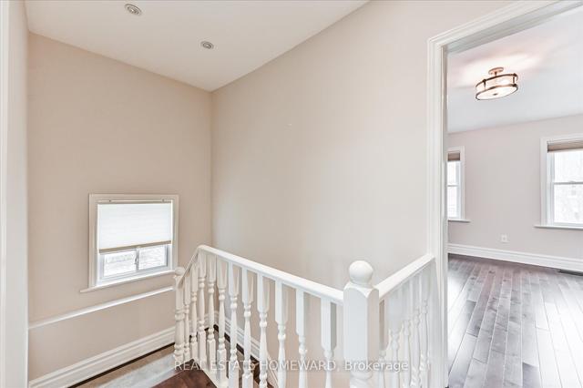 188 Bingham Ave, House detached with 3 bedrooms, 3 bathrooms and 1 parking in Toronto ON | Image 7