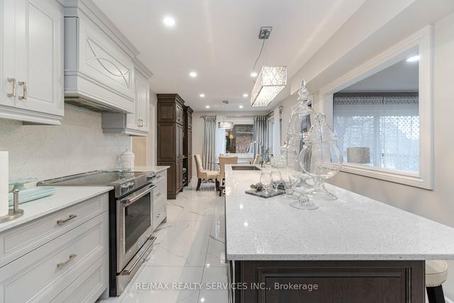 15 Pine Ridge Lane, House detached with 4 bedrooms, 4 bathrooms and 6 parking in Brampton ON | Image 40