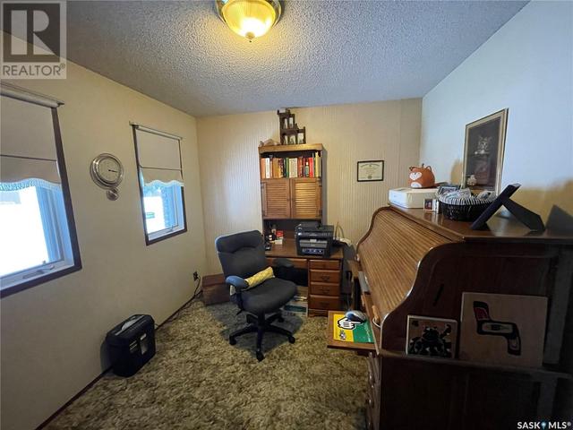 1009 8th Street, House detached with 5 bedrooms, 4 bathrooms and null parking in Rosthern SK | Image 12