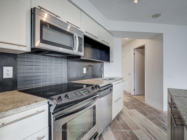 1104 - 25 Carlton St, Condo with 2 bedrooms, 2 bathrooms and 1 parking in Toronto ON | Image 19