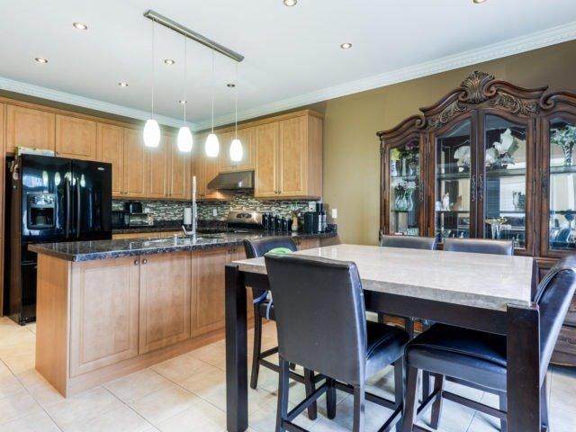 2 Blazing Star Dr, House detached with 4 bedrooms, 6 bathrooms and 4 parking in Brampton ON | Image 9