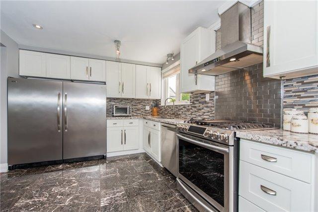2 Canerouth Dr, House detached with 3 bedrooms, 2 bathrooms and 2 parking in Toronto ON | Image 6