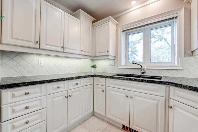 265 The Westway, House detached with 3 bedrooms, 3 bathrooms and 4 parking in Toronto ON | Image 11