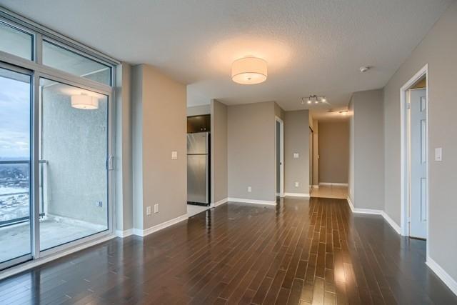 Lph 7 - 3 Michael Power Pl, Condo with 2 bedrooms, 2 bathrooms and 1 parking in Toronto ON | Image 6