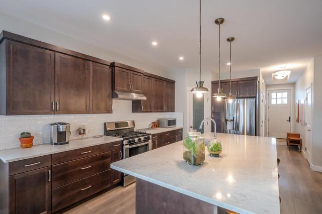 123 Sendero Crescent, House detached with 2 bedrooms, 2 bathrooms and 3 parking in Penticton BC | Image 2