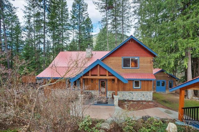 3195 Heddle Road, House detached with 3 bedrooms, 2 bathrooms and null parking in Central Kootenay F BC | Image 55