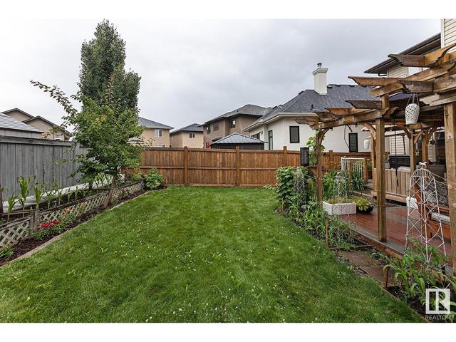 10904 174 Av Nw, House detached with 6 bedrooms, 3 bathrooms and null parking in Edmonton AB | Image 47